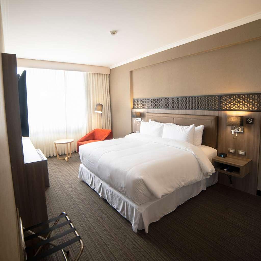 Doubletree By Hilton Trujillo Hotel Encalada Værelse billede