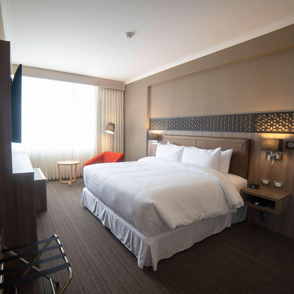 Doubletree By Hilton Trujillo Hotel Encalada Værelse billede