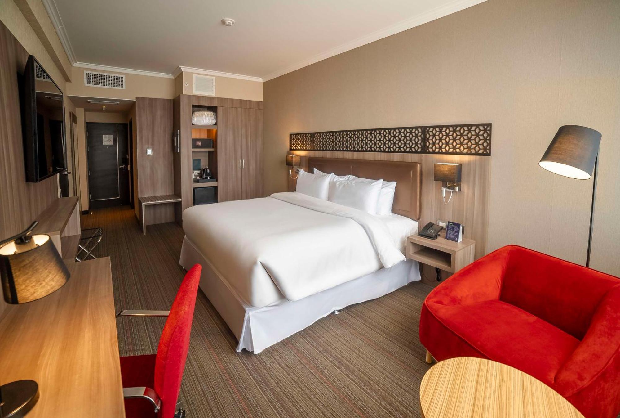 Doubletree By Hilton Trujillo Hotel Encalada Eksteriør billede