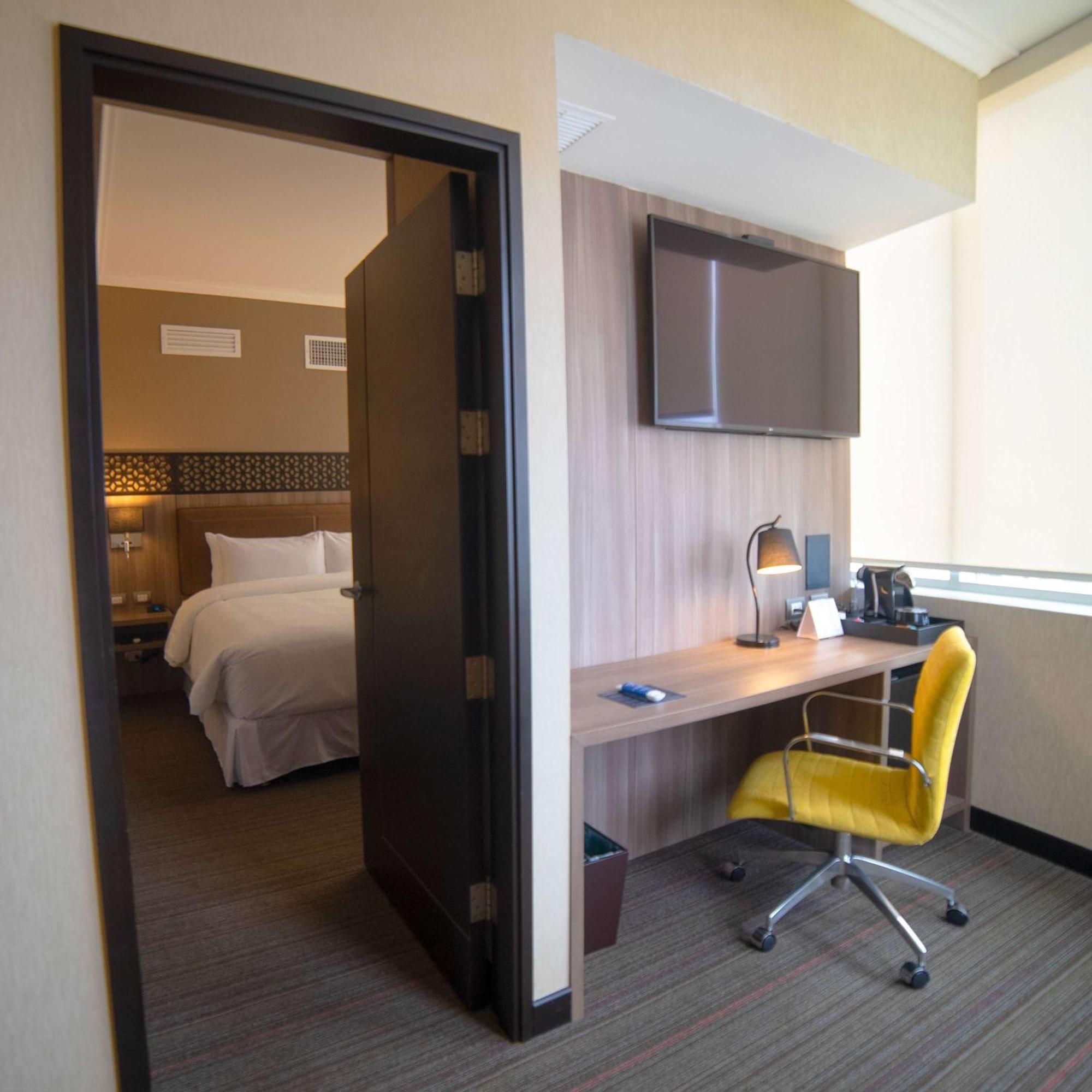 Doubletree By Hilton Trujillo Hotel Encalada Eksteriør billede